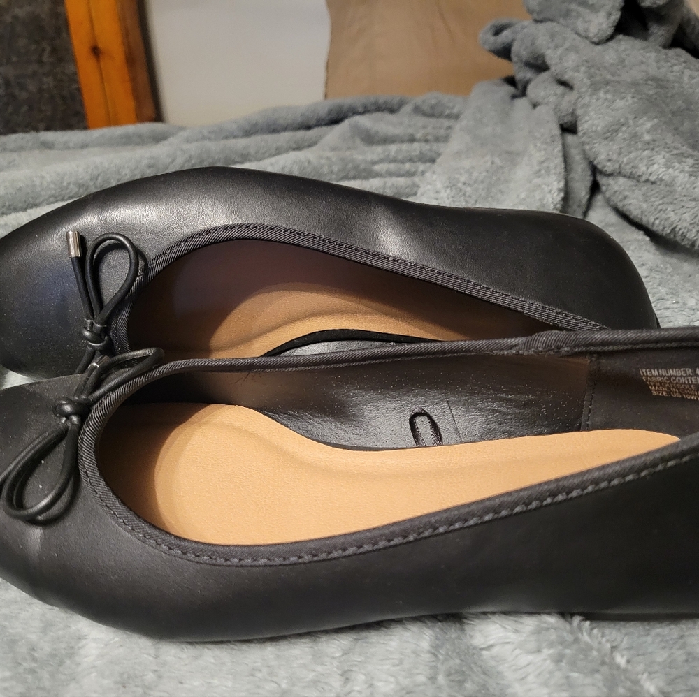 Brand new Torrid flat shoes